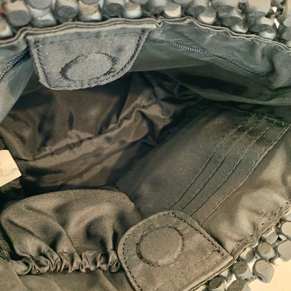 ๐ THE SAK Black Sustainable Wood Beaded Mini Bucket Tote Bag - Picture 4 of 11